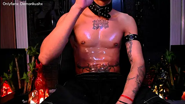 Snapshot of DemonKush-- chatting on 19, 11, 2025 DemonKush-- online show from 19, 11, 2025