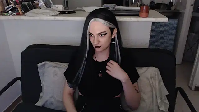 transgothuwu online show from 2, 12, 2024