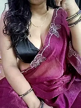 Snapshot of kaamuk_shweta chatting on 11, 6, 2026 kaamuk shweta online show from 11, 6, 2026