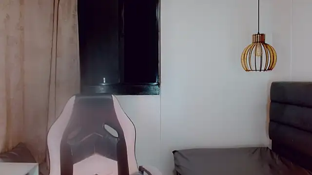 Oriana braom online show from 28, 1, 2025