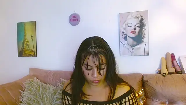 hinataleecs online show from 21, 1, 2025