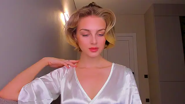 pretty girlnextdoor online show from 22, 2, 2025