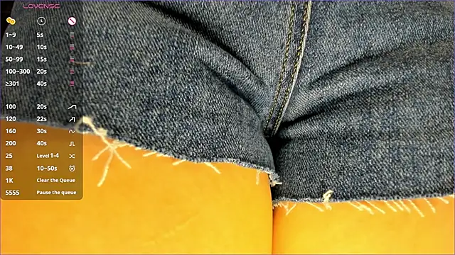 Xiao Mei  online show from 27, 10, 2025