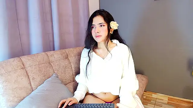 adara johnson   online show from 17, 9, 2025