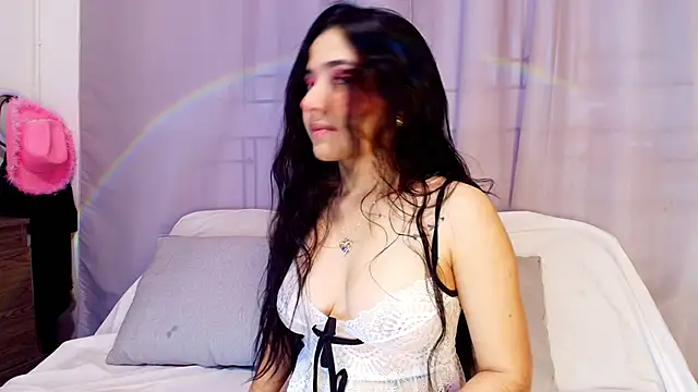 adara johnson   online show from 19, 10, 2025