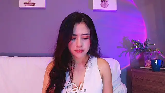 adara johnson   online show from 5, 4, 2026