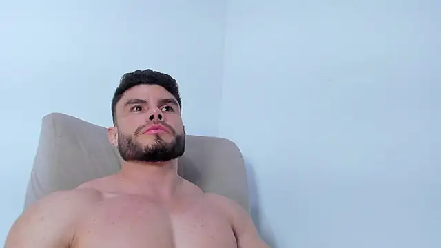 garageboy94 online show from 4, 1, 2025