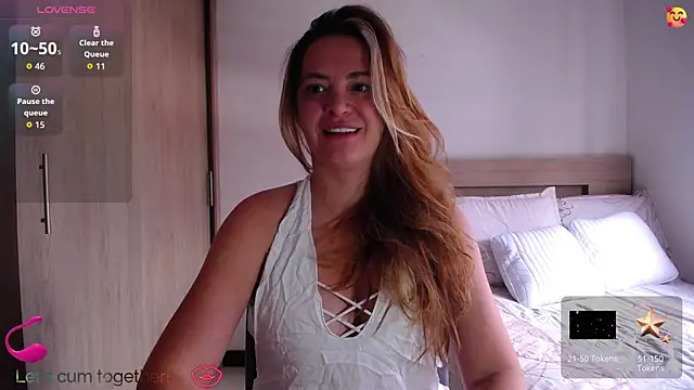 Snapshot of ParisW chatting on 22, 7, 2026 ParisW online show from 22, 7, 2026