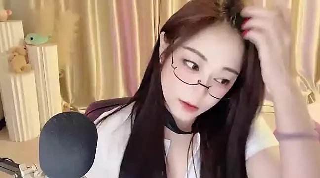 Snapshot of Daisy-77 chatting on 20, 2, 2025 Daisy-77 online show from 20, 2, 2025