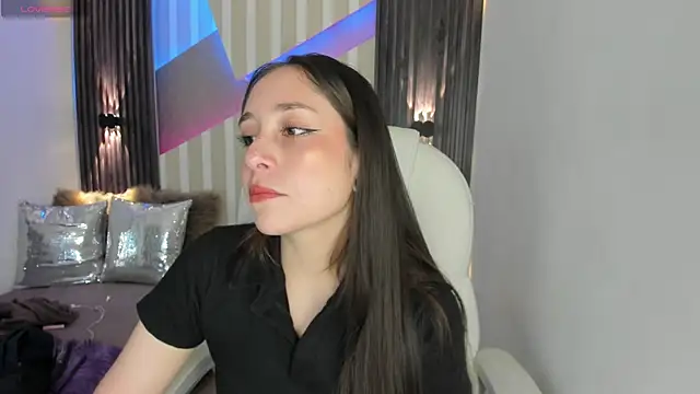 emily layton online show from 3, 2, 2025