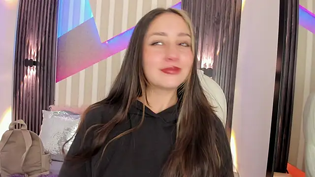 emily layton online show from 27, 10, 2025