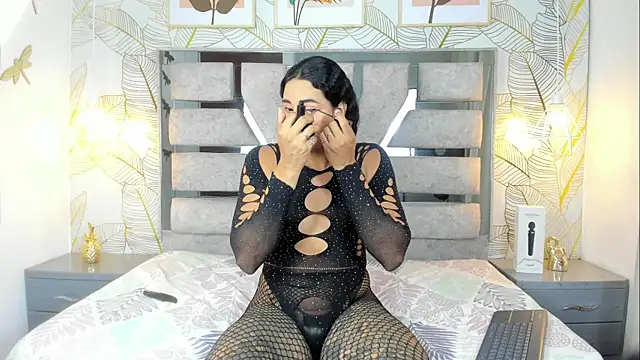 Alison Chan  online show from 30, 5, 2026
