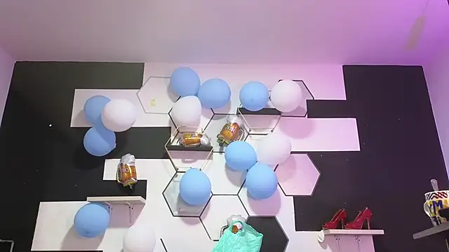 alondrabigtits online show from 6, 10, 2025