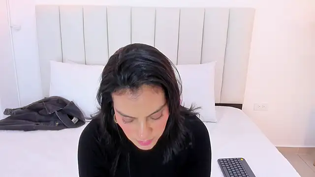 Ada Monroe10 online show from 18, 3, 2025