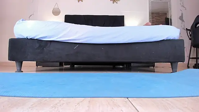 Snapshot of RileySkye chatting on 21, 3, 2025 RileySkye online show from 21, 3, 2025