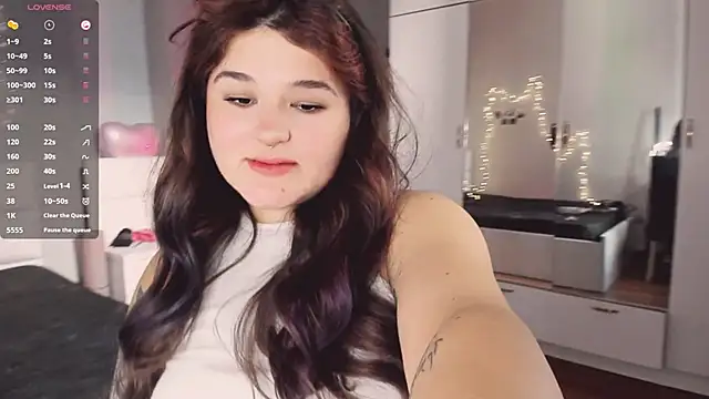 July Slowdive online show from 12, 10, 2025