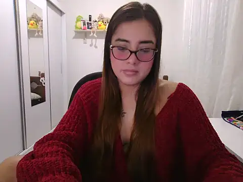 Snapshot of maliamiller chatting on 9, 6, 2026 maliamiller online show from 9, 6, 2026