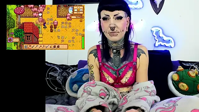 Snapshot of Purple_Coffin666 chatting on 16, 5, 2026 Purple Coffin666 online show from 16, 5, 2026