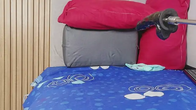 celeste jhons online show from 11, 4, 2026