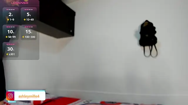  ashleymiller online show from 23, 10, 2025