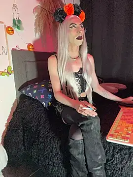 DOMINANT TEACHER KAROL online show from 25, 10, 2025