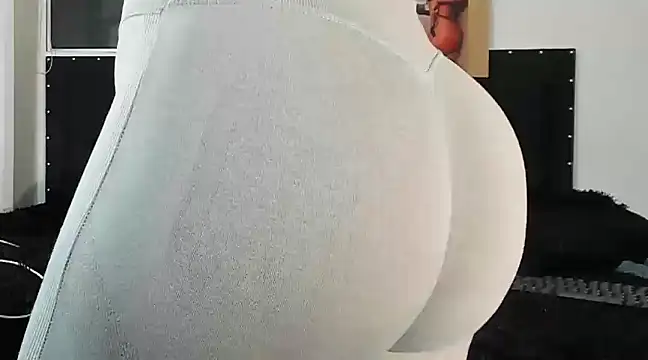 Snapshot of doll_celeste20 chatting on 15, 1, 2025 doll celeste20 online show from 15, 1, 2025