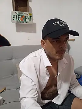 latinmartin73 online show from 2, 11, 2025