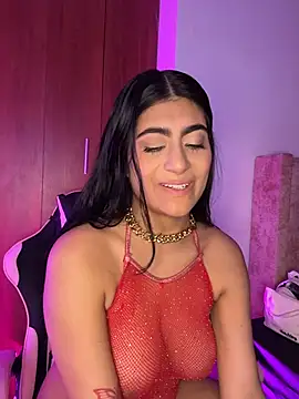 miakhalifaaa  online show from 20, 11, 2025