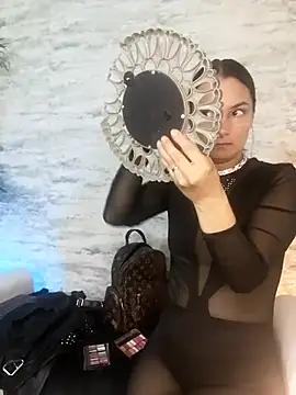 zoeharryzon online show from 30, 5, 2026