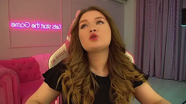 CrystalLyons online show from 9, 2, 2026