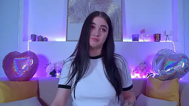 ChristinaMilton online show from 13, 2, 2025