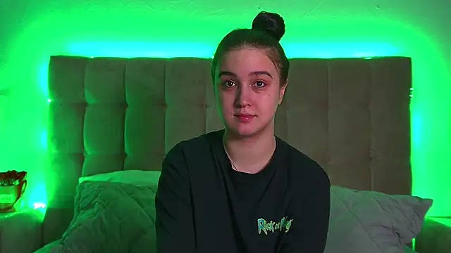 ChristinaMilton online show from 22, 2, 2025