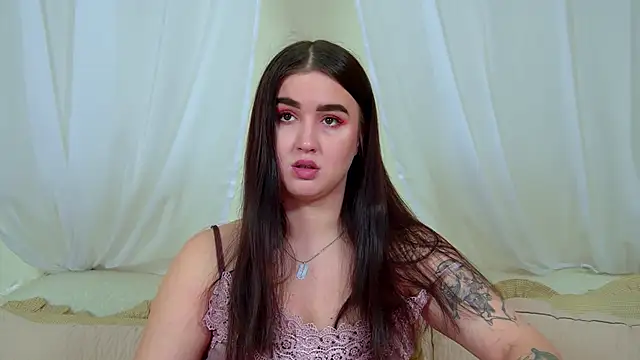 Snapshot of ChristinaMilton chatting on 16, 1, 2026 ChristinaMilton online show from 16, 1, 2026