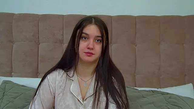 Snapshot of ChristinaMilton chatting on 17, 2, 2026 ChristinaMilton online show from 17, 2, 2026