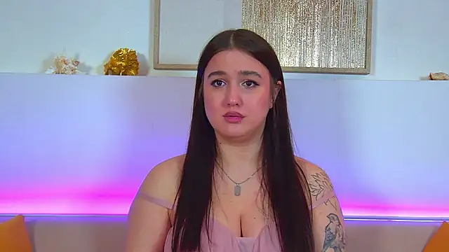 Snapshot of ChristinaMilton chatting on 28, 2, 2026 ChristinaMilton online show from 28, 2, 2026