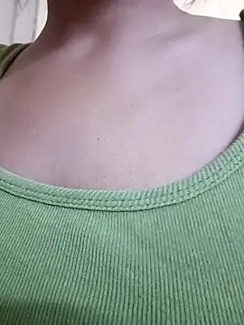 Snapshot of Sanaya_7 chatting on 5, 3, 2025 Sanaya 7 online show from 5, 3, 2025