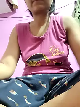 Snapshot of Sanaya_7 chatting on 7, 10, 2025 Sanaya 7 online show from 7, 10, 2025