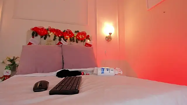 Snapshot of dani_skinny_ chatting on 4, 12, 2024 dani skinny  online show from 4, 12, 2024