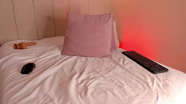 Snapshot of dani_skinny_ chatting on 21, 3, 2025 dani skinny  online show from 21, 3, 2025