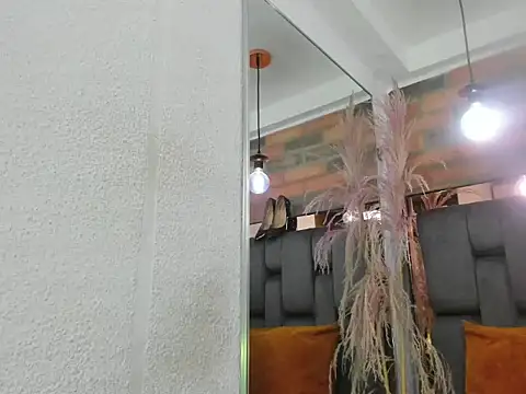 JESSYCORTES online show from 7, 1, 2026