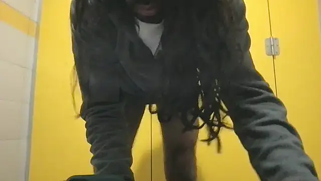 Lucascacaca online show from 15, 12, 2024