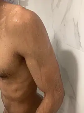 Lucascacaca online show from 22, 2, 2025