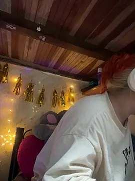 SophiaWeestt99 online show from 25, 5, 2026