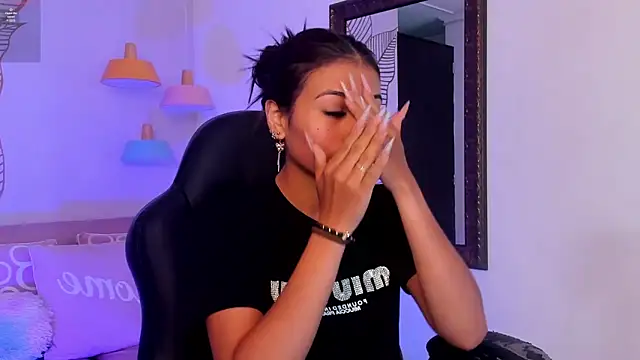 ZaraLim online show from 10, 12, 2024