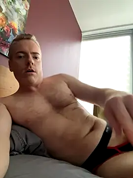 Snapshot of Gingerbushguy chatting on 2, 11, 2025 Gingerbushguy online show from 2, 11, 2025