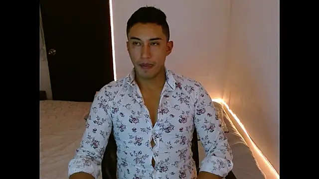 Snapshot of Davixx258 chatting on 24, 2, 2025 Davixx258 online show from 24, 2, 2025