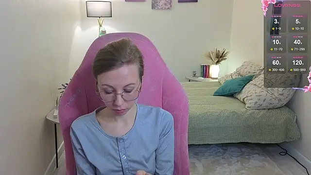 Lill Mary online show from 20, 10, 2025