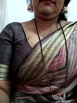 Nyra-23 online show from 8, 11, 2025