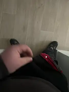 Snapshot of lescoquin2215 chatting on 23, 1, 2025 lescoquin2215 online show from 23, 1, 2025