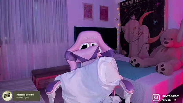 Snapshot of alice_guerin_ chatting on 24, 9, 2025 alice guerin online show from 24, 9, 2025